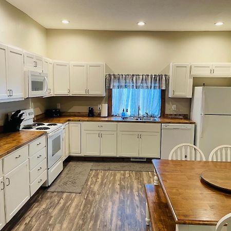 Modern Farmhouse 3 Bed, 2 Bath Apartment, Sleeps 7, Lots Of Space, Steps To Downtown, Honeywell & Eagles Theater Wabash Eksteriør billede