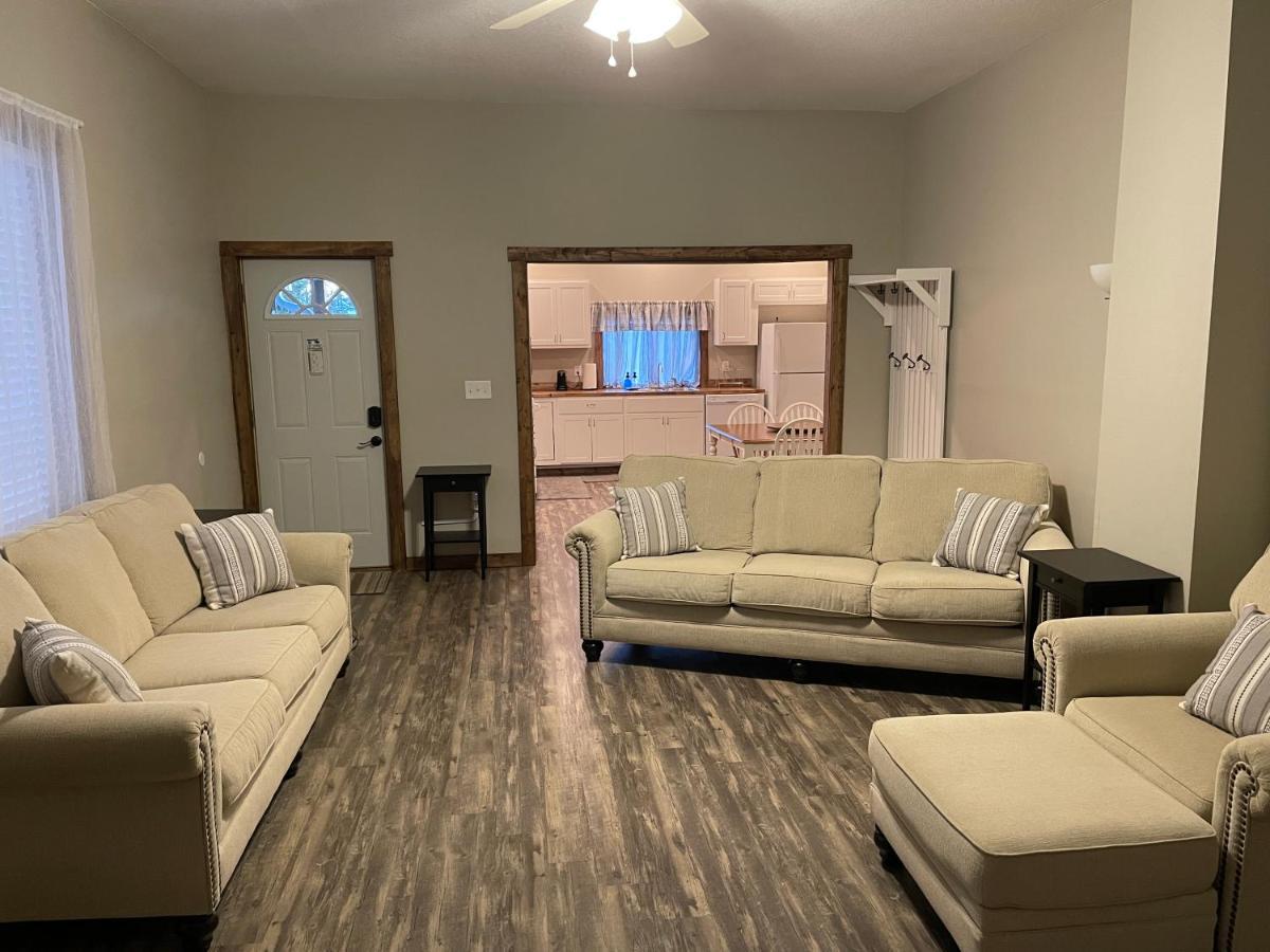 Modern Farmhouse 3 Bed, 2 Bath Apartment, Sleeps 7, Lots Of Space, Steps To Downtown, Honeywell & Eagles Theater Wabash Eksteriør billede