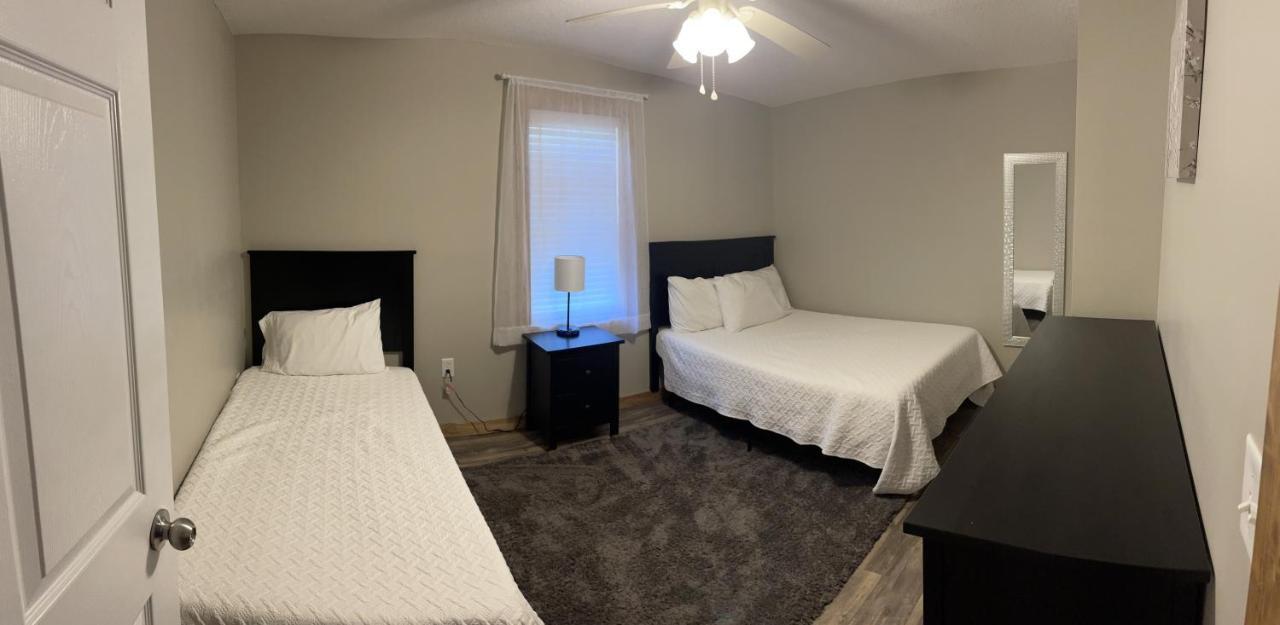 Modern Farmhouse 3 Bed, 2 Bath Apartment, Sleeps 7, Lots Of Space, Steps To Downtown, Honeywell & Eagles Theater Wabash Eksteriør billede